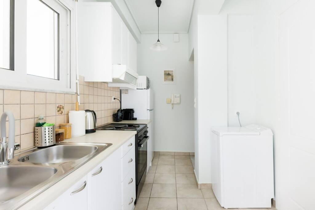Adorable Sunny With Private Balcony I Apartment
